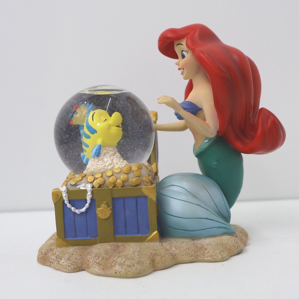 Disney Store Little Mermaid Ariel Flounder Treasure Chest Snow Globe 4.5in